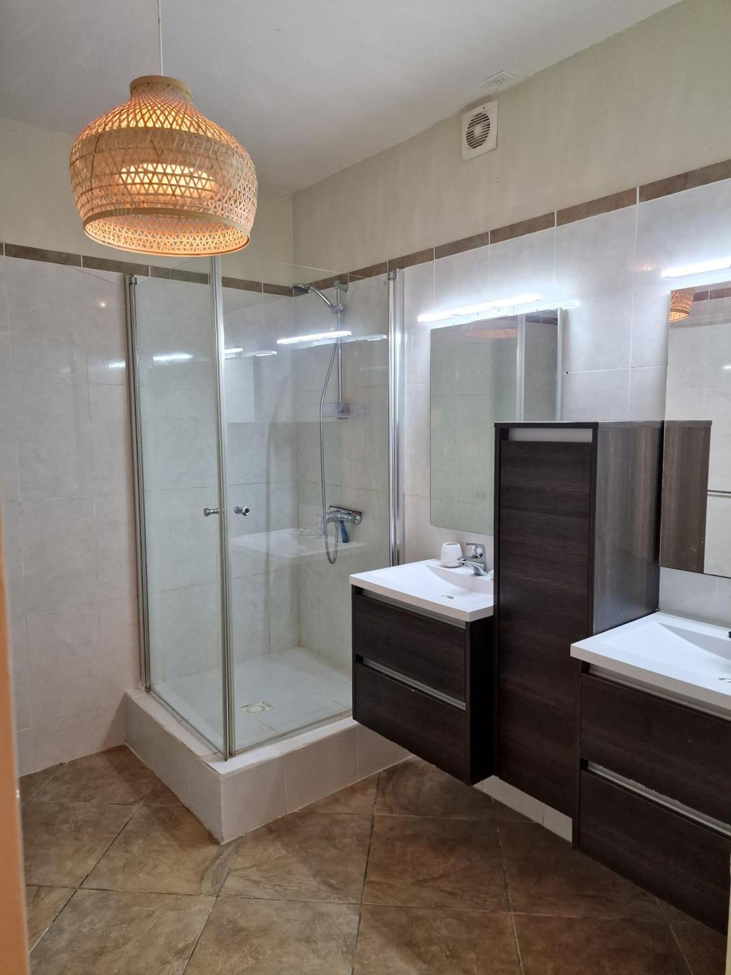Luxury Appt For 6: Mesmerizing Spanish Water View Jan Thiel المظهر الخارجي الصورة